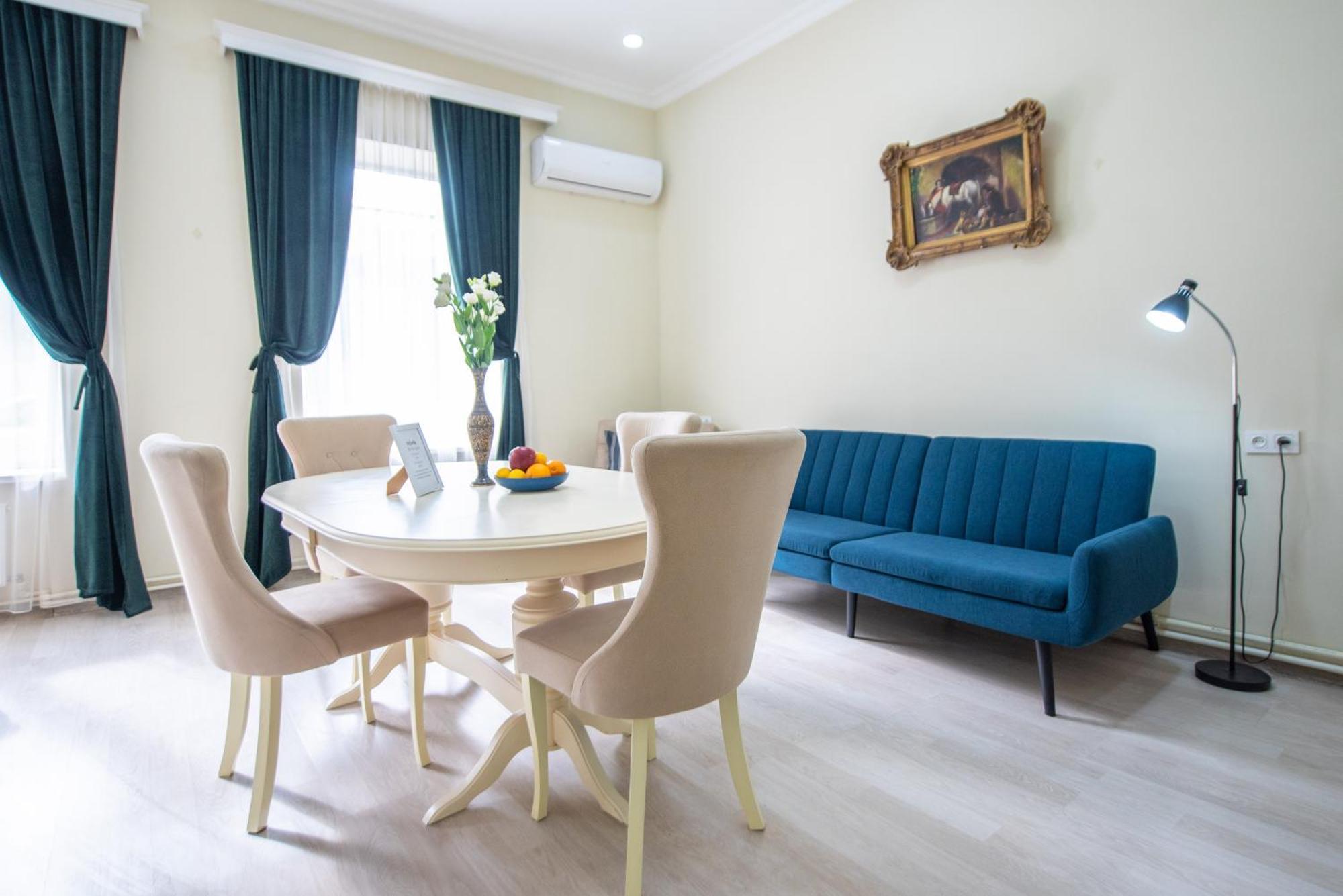 Old Town-Booking Apartment Tiflis Exterior foto